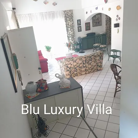 Blu Luxury *