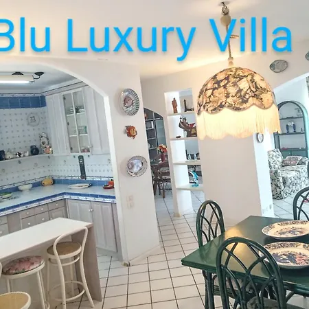 Blu Luxury Villa