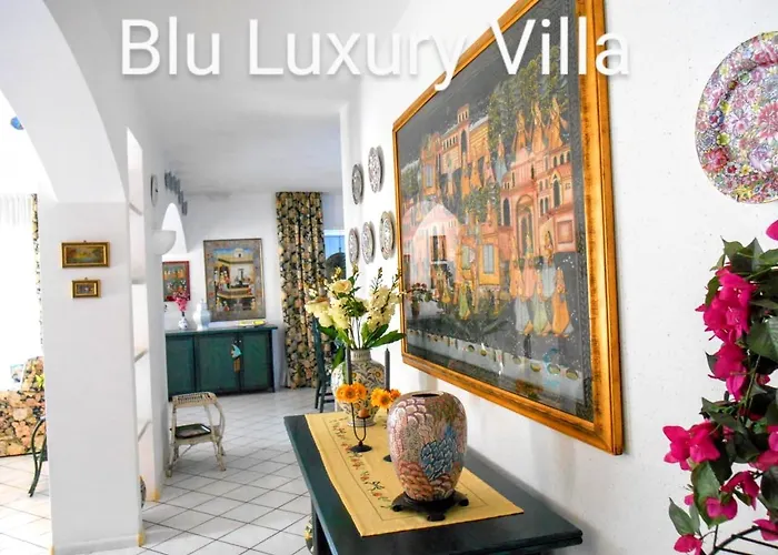 וילה Blu Luxury *