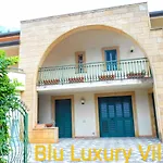 Blu Luxury Villa *