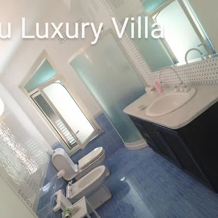 וילה Blu Luxury *